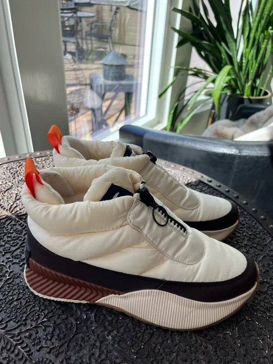 SOREL OUT N ABOUT III PUFFY ZIP WATERPROOF BOOTS IN CHALK 8.5 - Picture 6 of 11